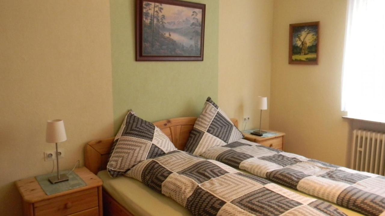 Bed and Breakfast Gastehaus Am Calmont Эдигер-Эллер Экстерьер фото