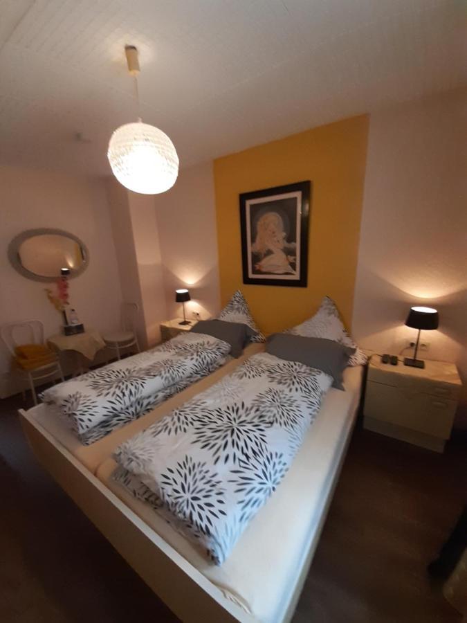 Bed and Breakfast Gastehaus Am Calmont Эдигер-Эллер Экстерьер фото