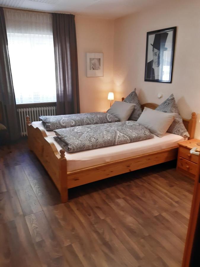 Bed and Breakfast Gastehaus Am Calmont Эдигер-Эллер Экстерьер фото