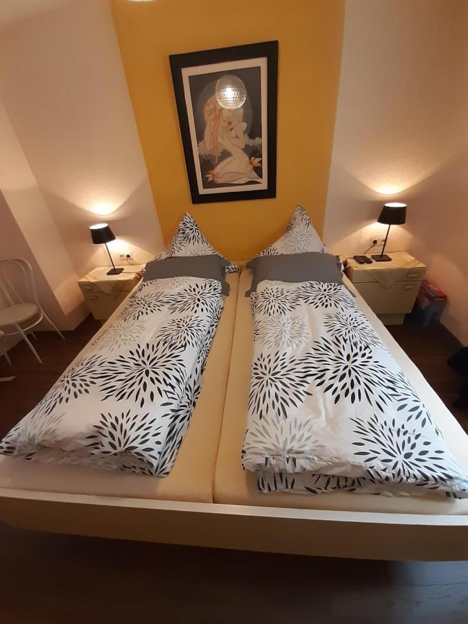 Bed and Breakfast Gastehaus Am Calmont Эдигер-Эллер Экстерьер фото